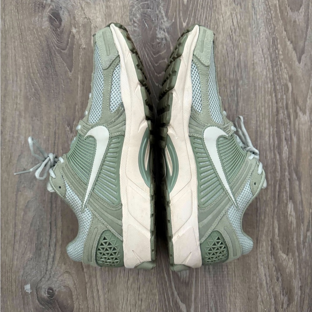 Nike Zoom Vomero 5